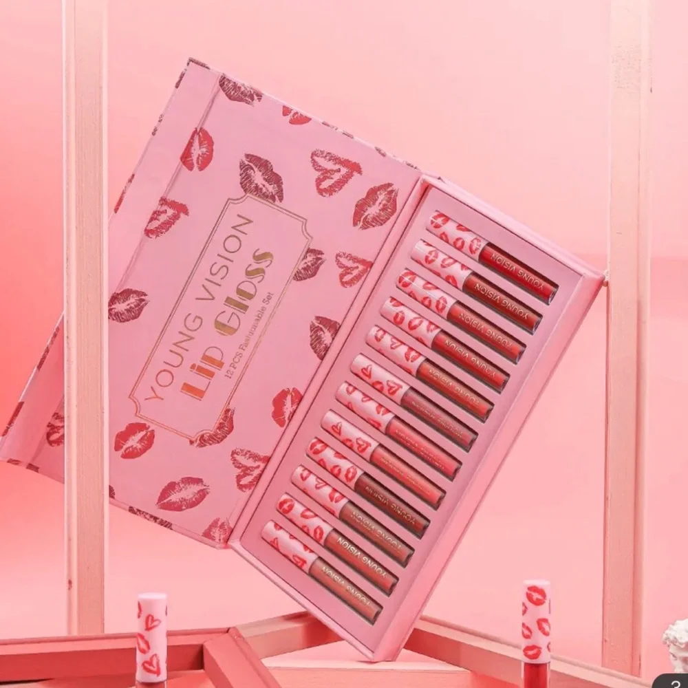 Beauty Concepts.Lipstick Valentines Set NIB